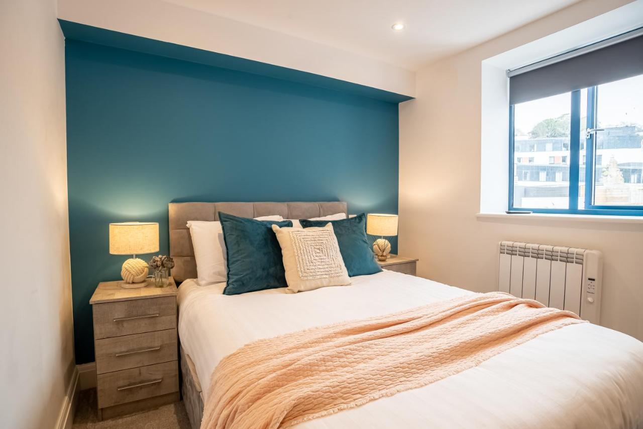 Elegant Fresh Spacious Two Bed Apartment - Juliet Balcony - Sea, Marina, Harbour Views, English Riviera Clock Tower Torquay Exterior foto